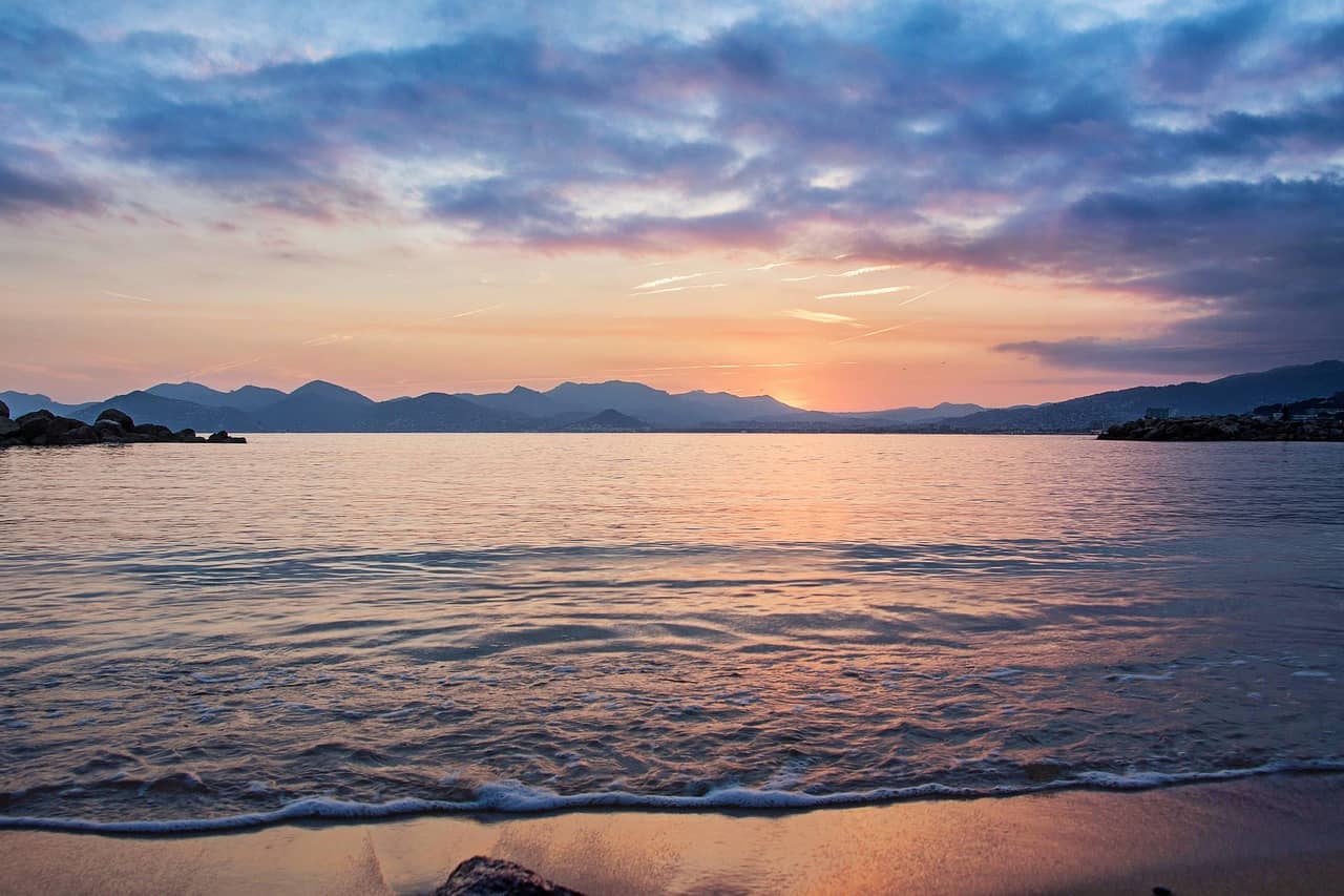 Isla Sainte-Marguerite de las Islas Lérins cerca de Cannes Francia