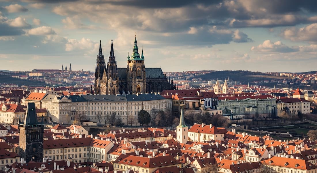 Castillo de Praga con la Catedral de San Vito vista panorámica