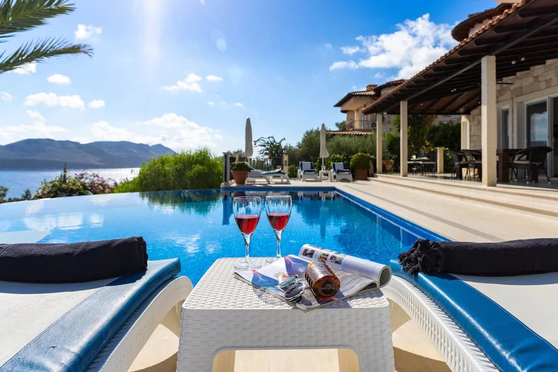 Villa de vacaciones para familia con piscina privada y vistas al Mediterráneo en la Costa Blanca Calpe