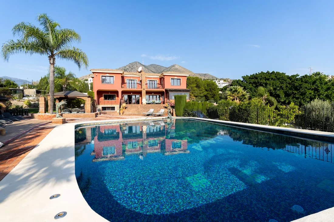 Villa privada con piscina y jardín para villa vacaciones familia en la Costa Blanca España